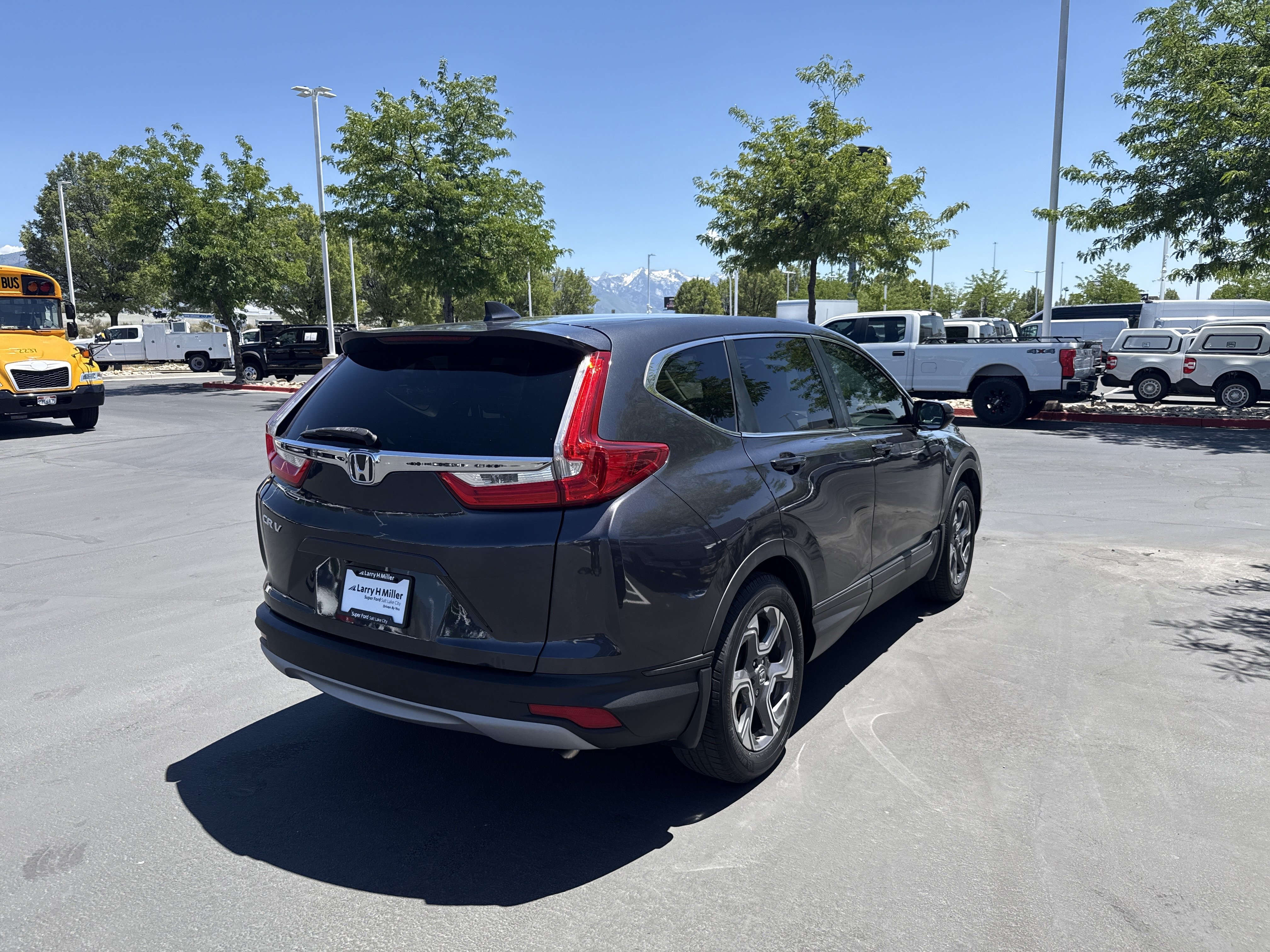 Used 2017 Honda CR-V EX image 5