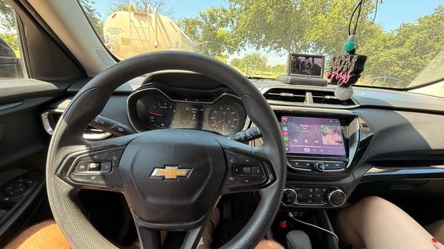 Used 2022 Chevrolet TrailBlazer LT w/ Convenience Package FWD image 6