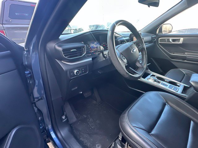 Certified 2020 Ford Explorer XLT w/ Equipment Group 202A RWD image 12
