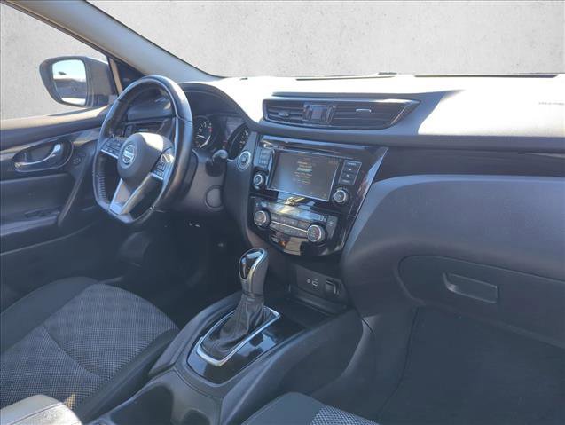 Used 2021 Nissan Rogue Sport SV image 23