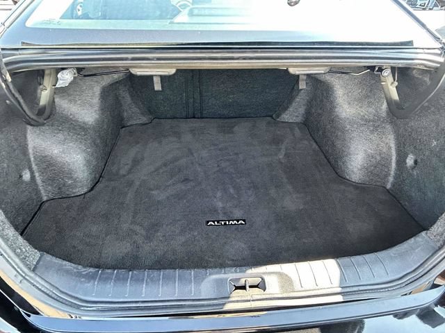 Used 2025 Nissan Altima 2.5 SV FWD image 24