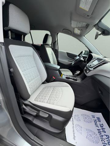 Used 2024 Chevrolet Equinox LT AWD/4WD image 16