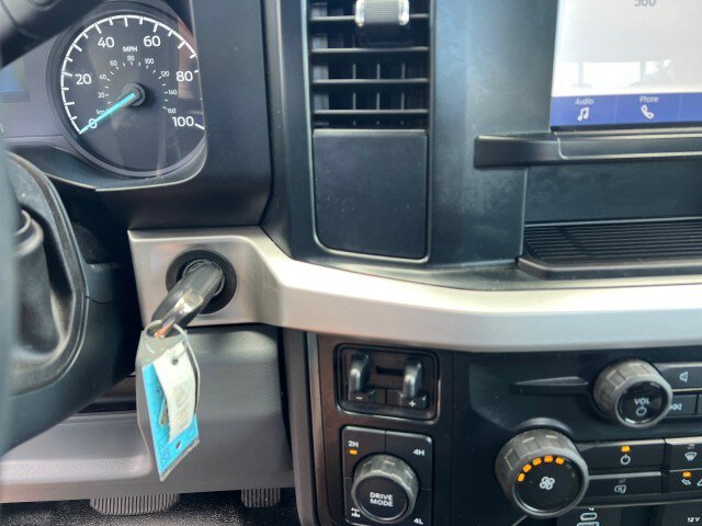 Certified 2023 Ford F250 XL w/ Snow Plow Prep Package AWD/4WD image 18