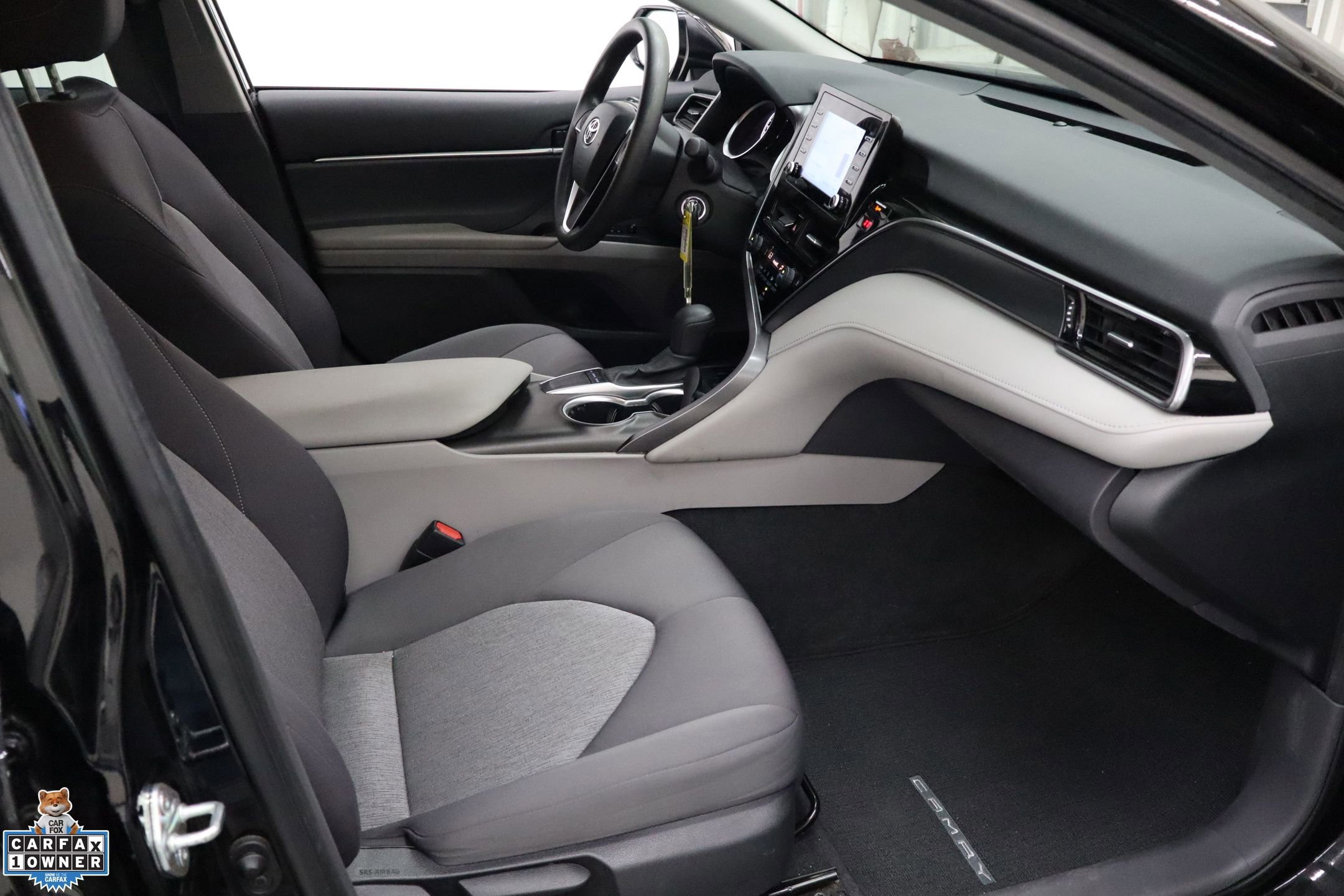 Used 2024 Toyota Camry LE image 32