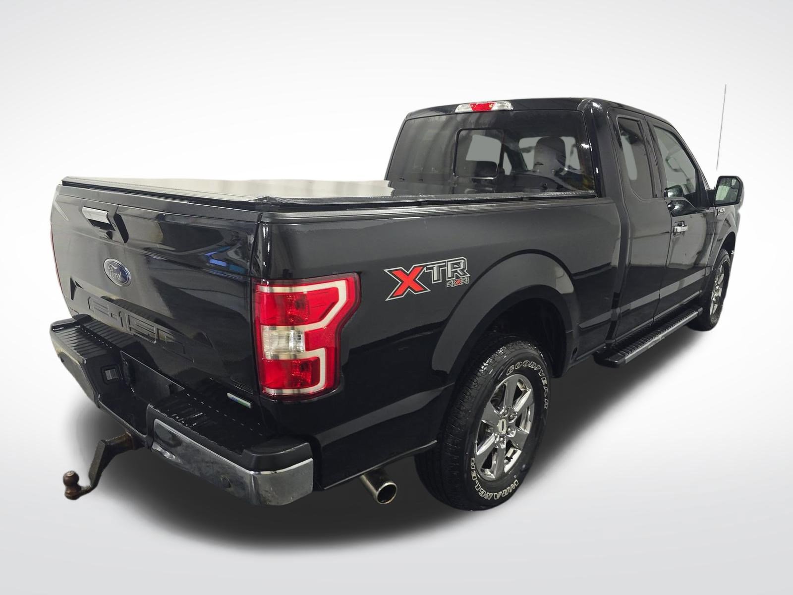 Certified 2018 Ford F150 XLT w/ Equipment Group 302A Luxury AWD/4WD image 4