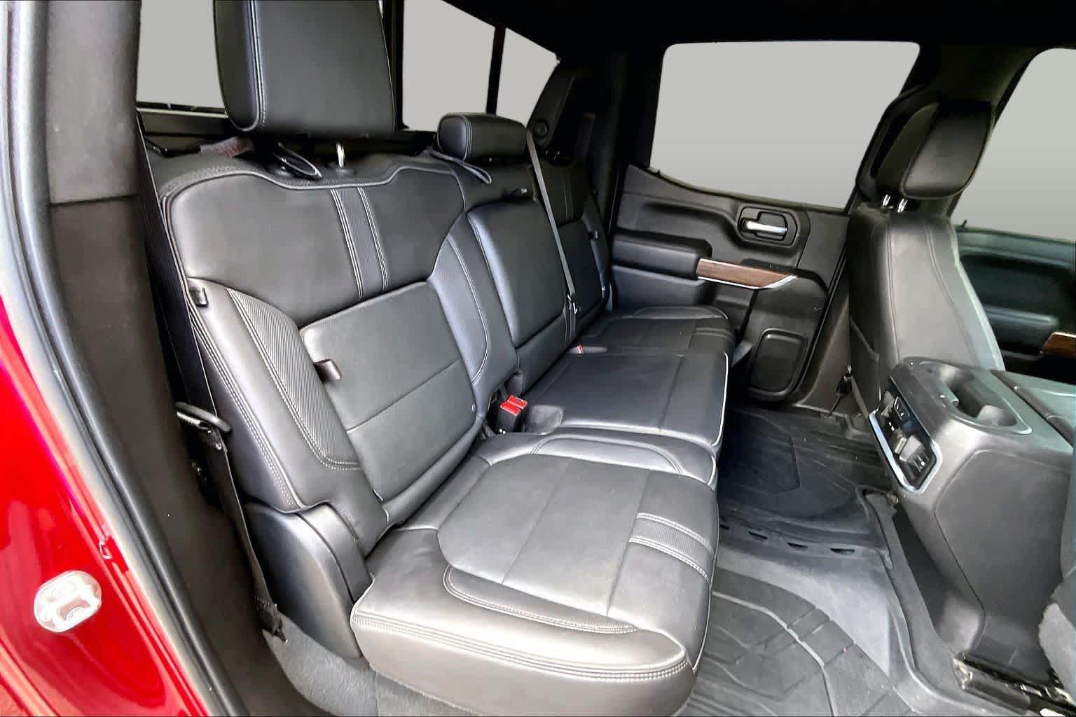 Used 2021 Chevrolet Silverado 1500 High Country w/ Technology Package AWD/4WD image 20