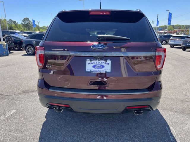 Certified 2019 Ford Explorer XLT w/ Equipment Group 202A image 3