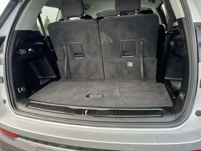 Used 2022 Jeep Grand Cherokee L Laredo w/ Luxury Tech Group I image 12