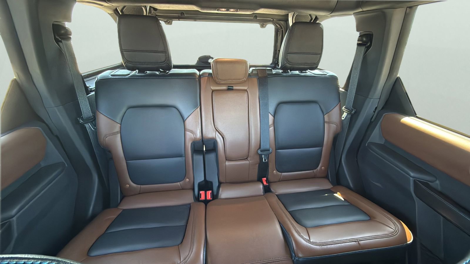 Certified 2024 Ford Bronco Outer Banks AWD/4WD image 25