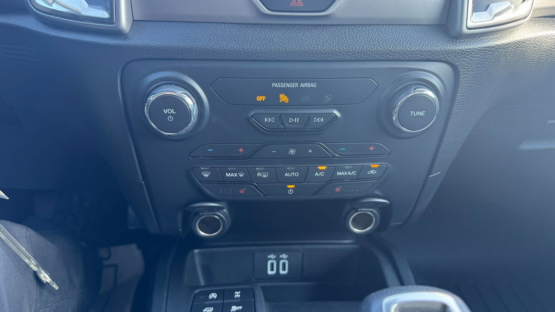 Certified 2021 Ford Ranger XLT w/ Equipment Group 302A High image 23