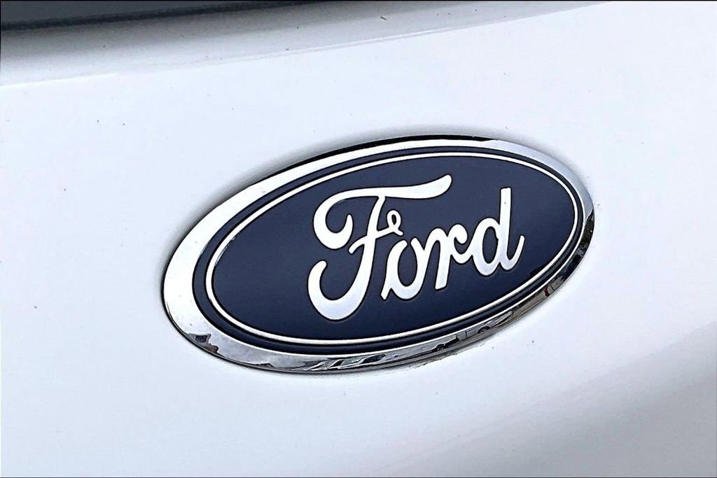 Certified 2023 Ford Escape ST-Line Select w/ Tech Pack #2 image 30