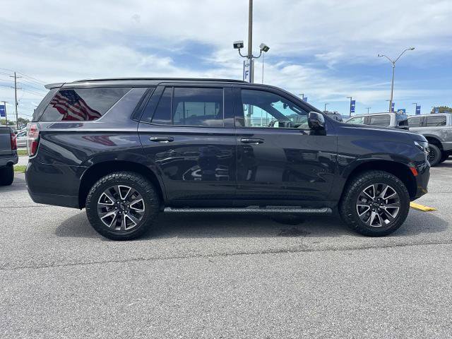 Used 2023 Chevrolet Tahoe Z71 w/ Luxury Package AWD/4WD image 4