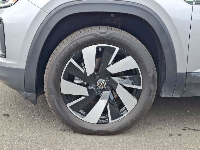 Used 2026 Volkswagen Atlas Cross Sport SE AWD/4WD image 29