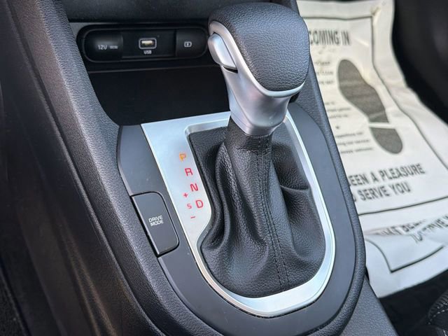 Used 2024 Kia Forte LXS w/ LXS Technology Package image 17