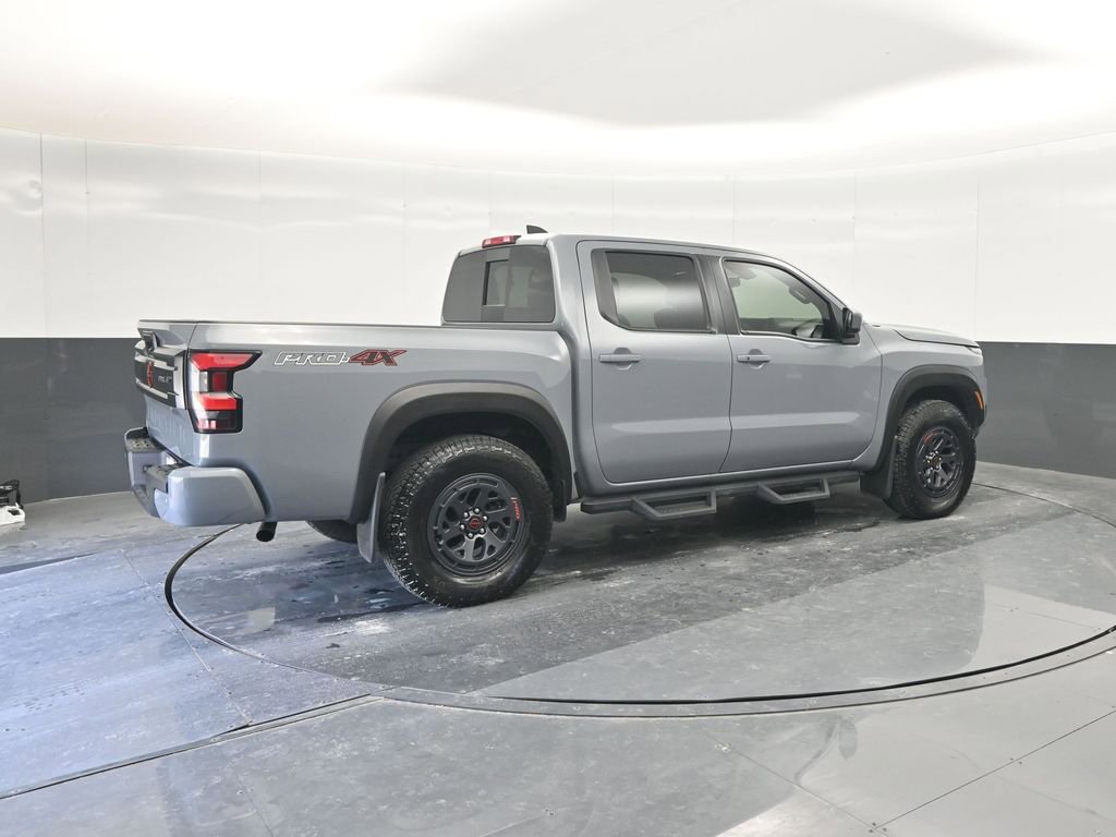 Used 2025 Nissan Frontier PRO-4X AWD/4WD image 15