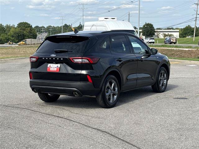 Certified 2025 Ford Escape ST-Line FWD image 5