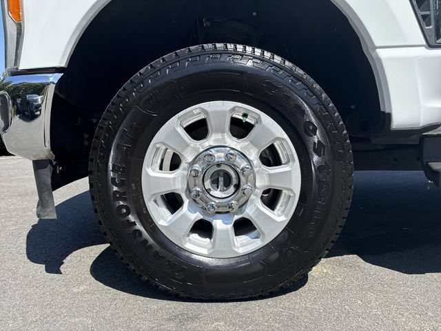 Certified 2023 Ford F250 XLT w/ FX4 Off-Road Package AWD/4WD image 10