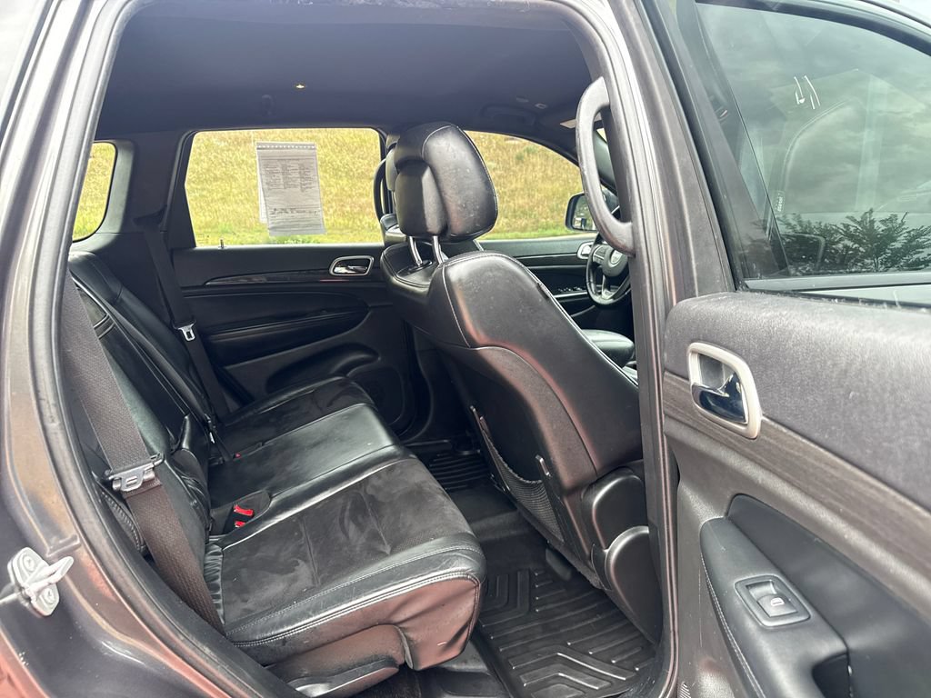 Used 2018 Jeep Grand Cherokee Altitude AWD/4WD image 25