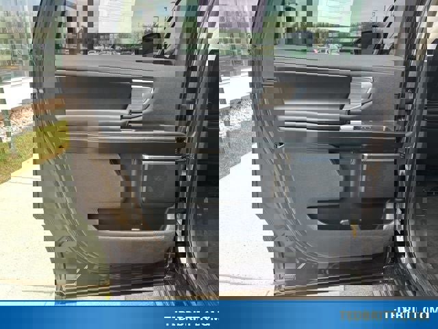 Certified 2025 Ford Expedition Max Platinum image 18