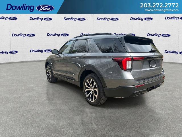 Certified 2025 Ford Explorer ST-Line AWD/4WD image 6