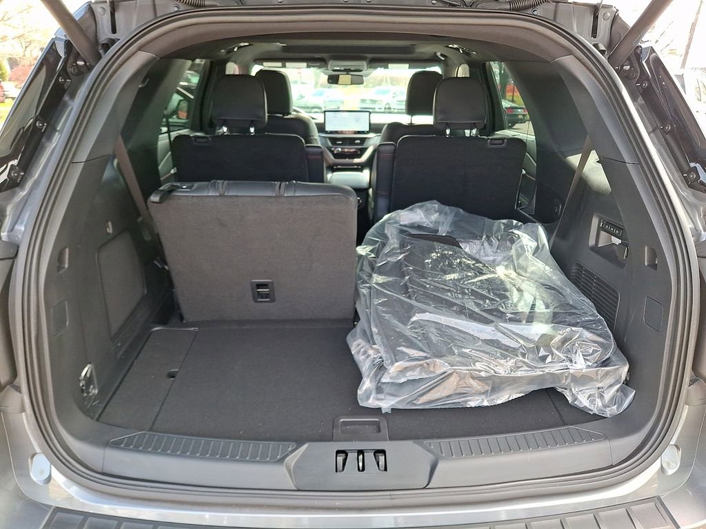 Certified 2025 Ford Explorer ST AWD/4WD image 31