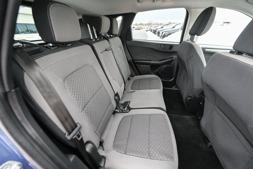 Certified 2022 Ford Escape SE w/ SE Sport Appearance Package image 28