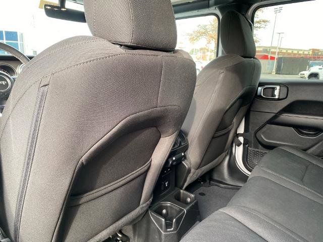 Used 2023 Jeep Gladiator Overland image 29