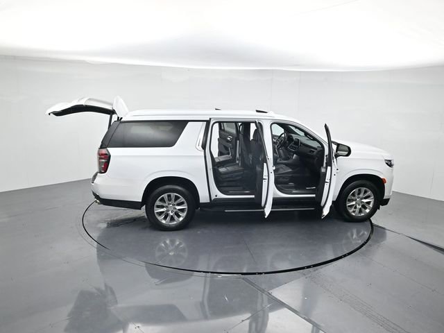 Used 2023 Chevrolet Suburban Premier image 45