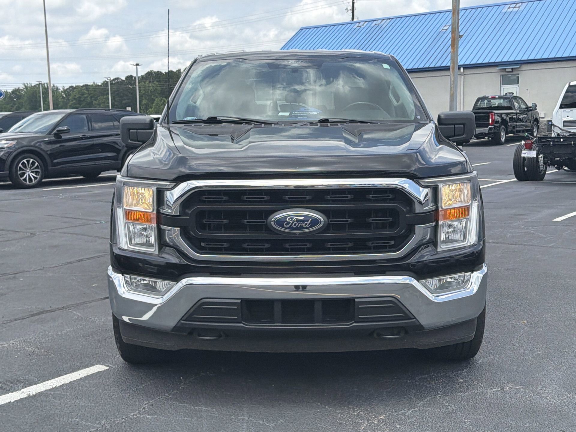 Certified 2022 Ford F150 XLT w/ Equipment Group 301A Mid AWD/4WD image 42