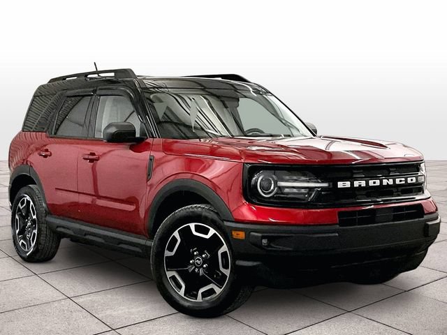Certified 2021 Ford Bronco Sport Outer Banks w/ Outer Banks Package (96D) AWD/4WD image 2