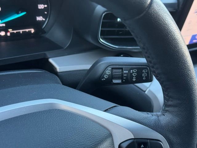 Certified 2024 Ford Explorer XLT w/ Equipment Group 202A AWD/4WD image 31