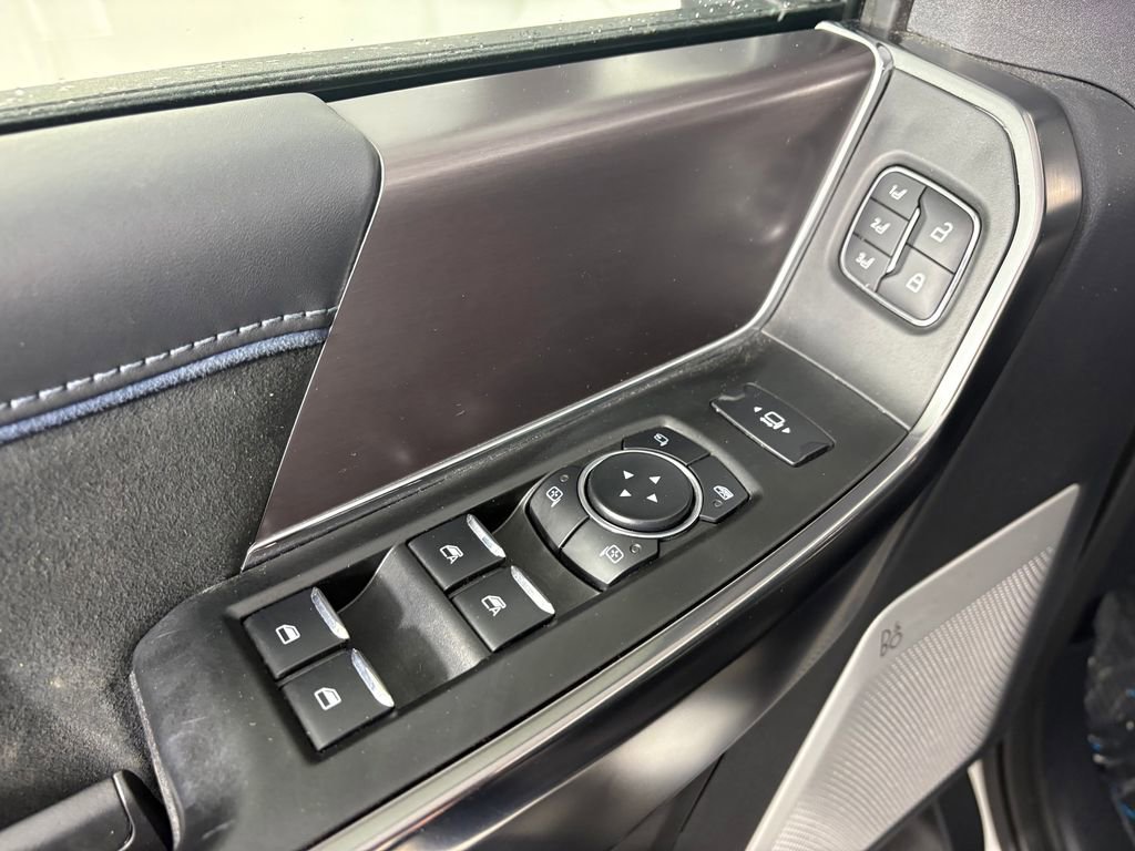 Certified 2026 Ford F450 Platinum w/ FX4 Off-Road Package AWD/4WD image 13