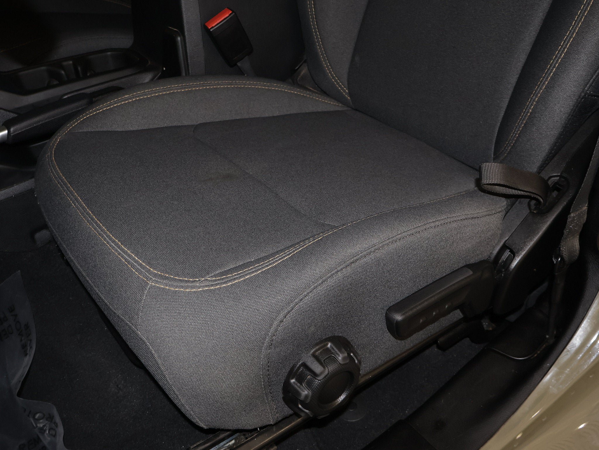 Used 2025 Jeep Wrangler Unlimited Sport AWD/4WD image 24