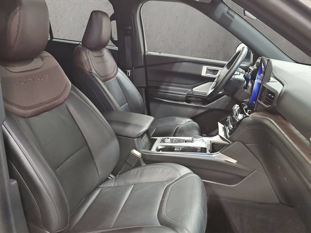 Certified 2023 Ford Explorer Platinum w/ Technology Package AWD/4WD image 24