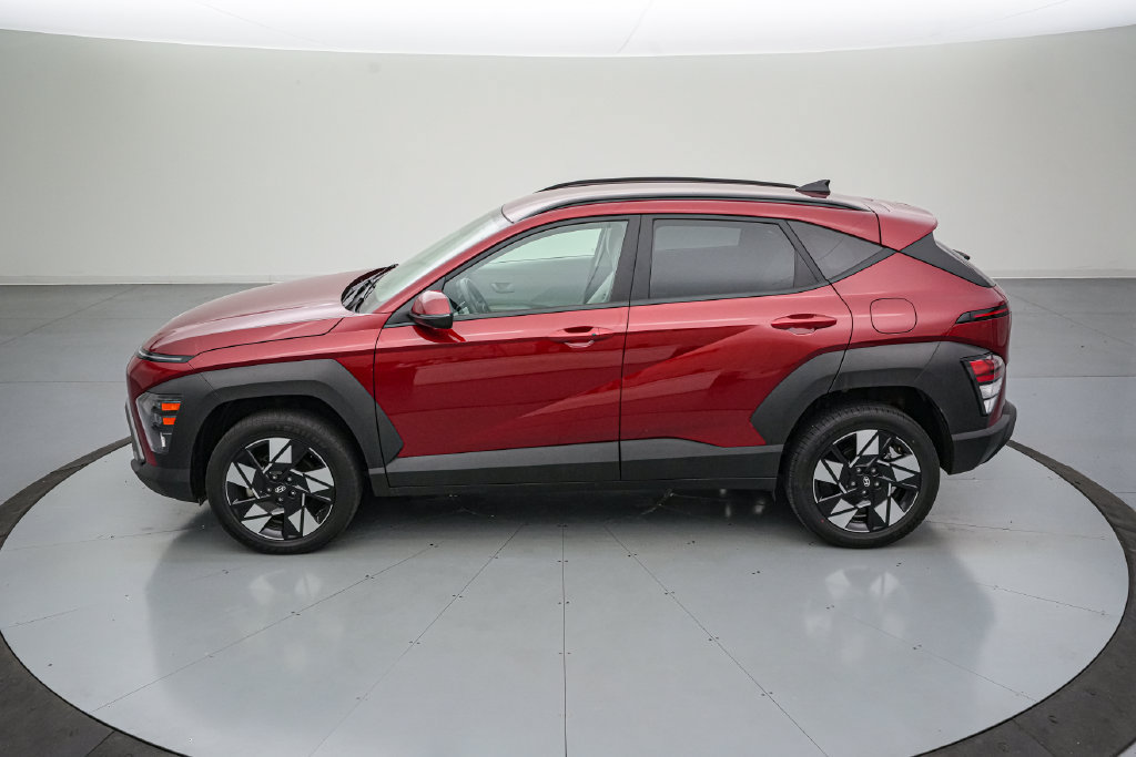 Used 2025 Hyundai Kona SEL AWD/4WD image 7