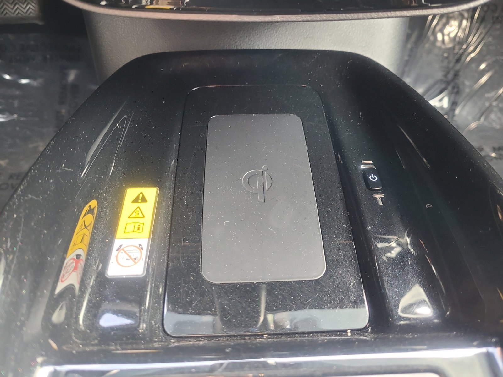 Used 2020 Toyota Prius Prime Limited image 34