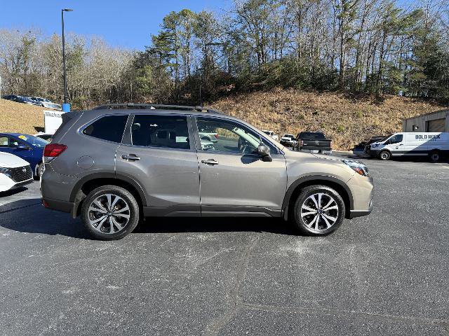 Used 2021 Subaru Forester Limited w/ Popular Package #3 image 7
