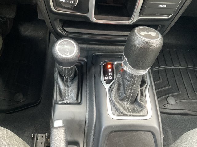 Used 2024 Jeep Wrangler Sport AWD/4WD image 20