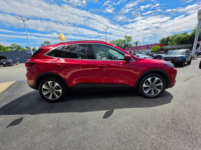 Certified 2023 Ford Escape Platinum AWD/4WD image 10