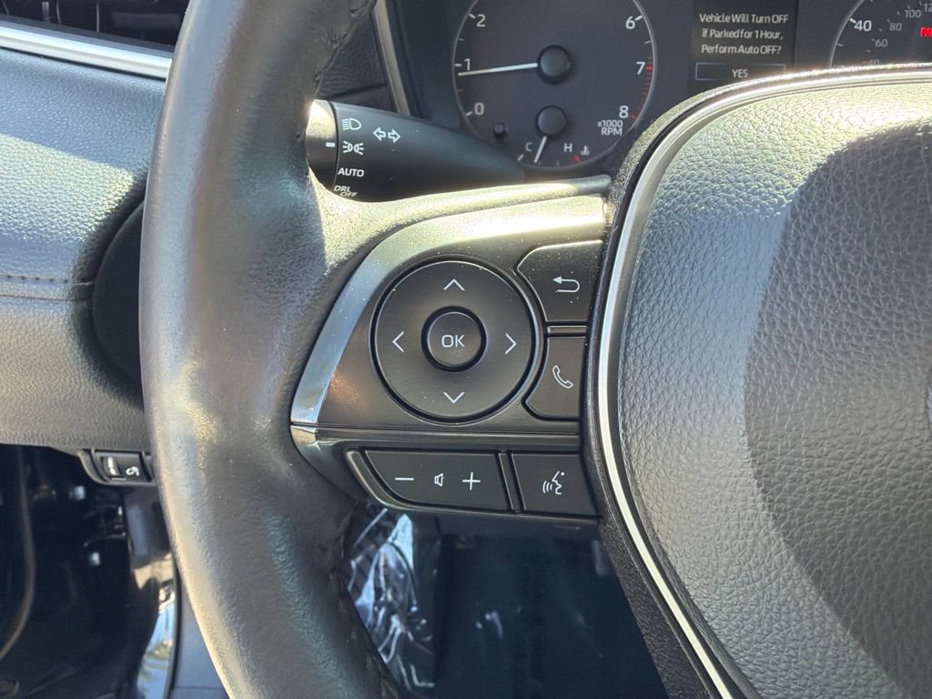Used 2024 Toyota Corolla Cross LE FWD image 28