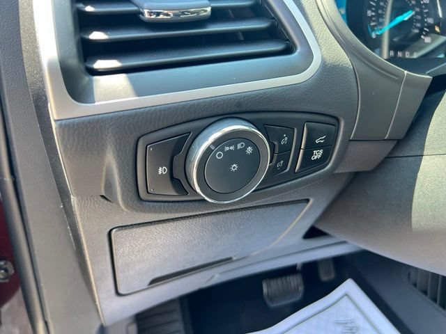 Certified 2024 Ford Edge SEL w/ Convenience Package AWD/4WD image 7