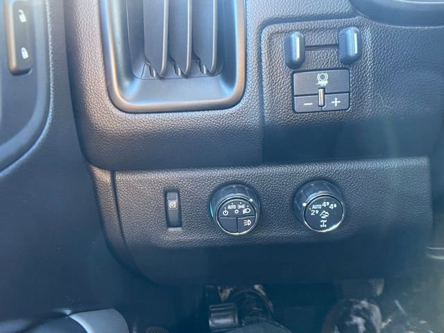 Used 2021 Chevrolet Colorado ZR2 w/ ZR2 Dusk Special Edition image 22