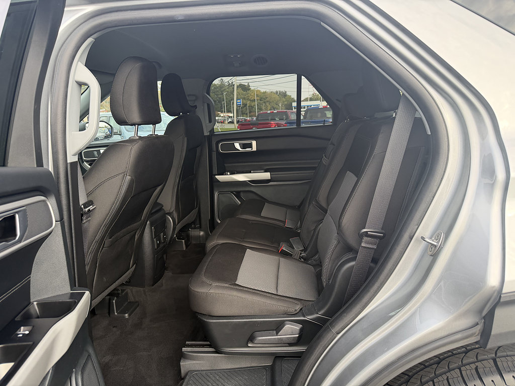 Certified 2023 Ford Explorer XLT AWD/4WD image 11