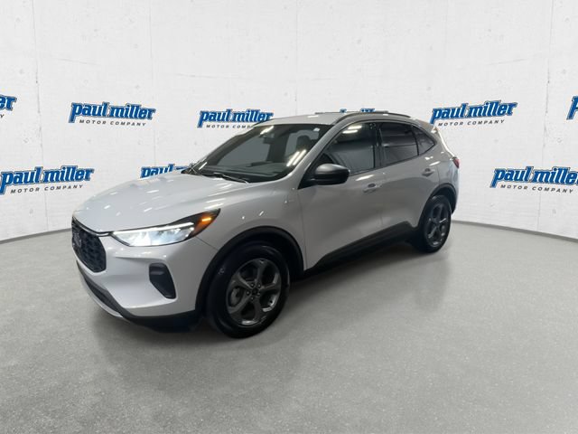Certified 2025 Ford Escape ST-Line w/ Tech Pack #1 FWD image 5