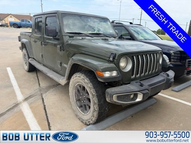 Used 2022 Jeep Gladiator Overland w/ Popular Equipment Package AWD/4WD image 2