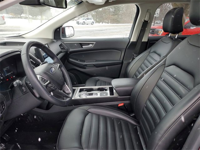 Certified 2024 Ford Edge SEL w/ Convenience Package image 9