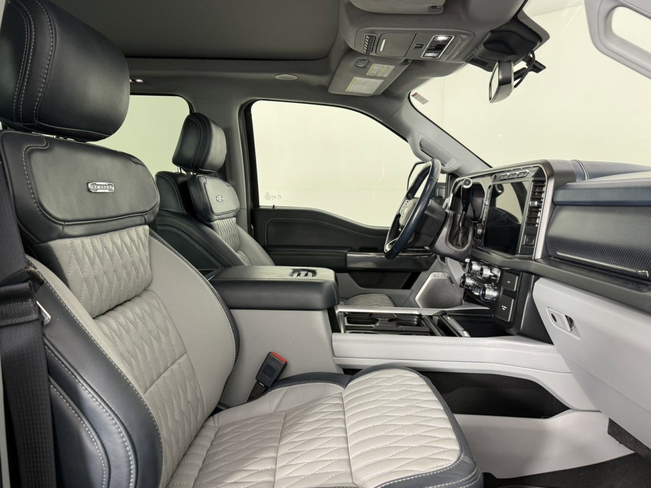 Certified 2024 Ford F350 Limited image 11