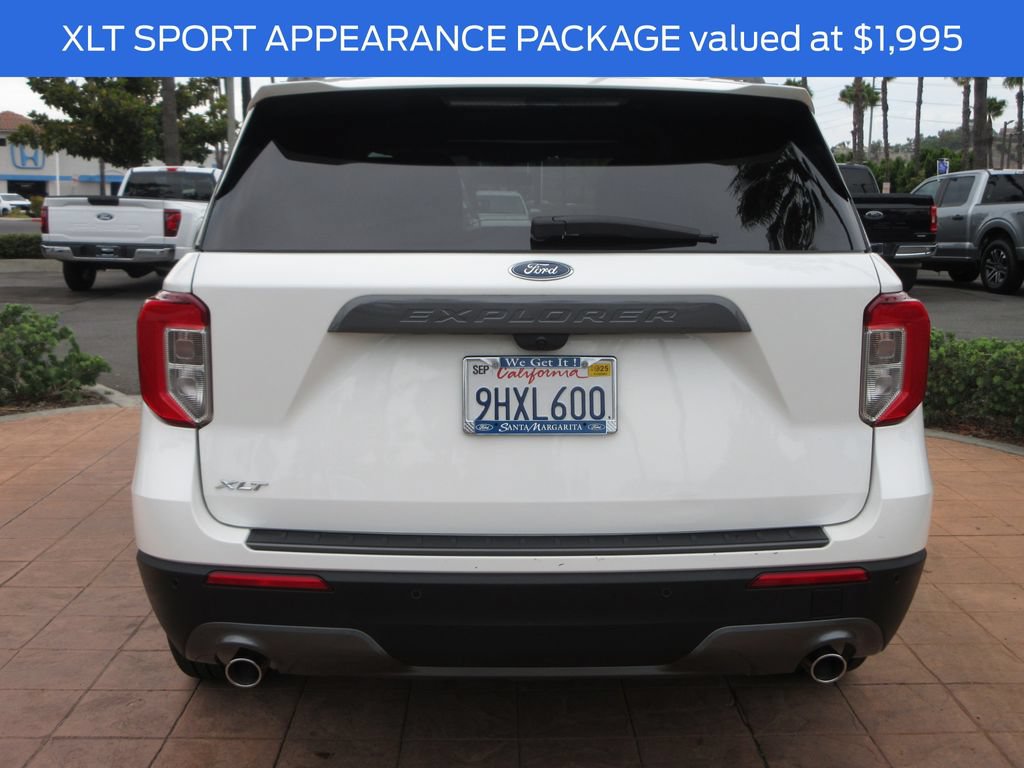 Certified 2023 Ford Explorer XLT w/ Equipment Group 202A RWD image 3
