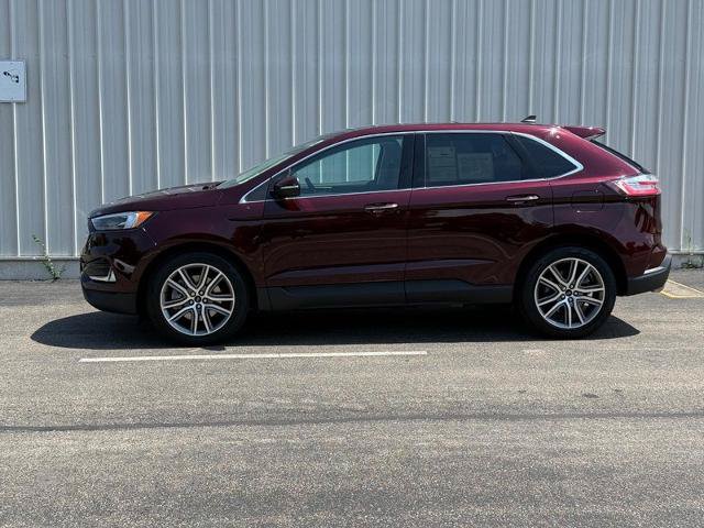 Certified 2024 Ford Edge Titanium w/ Equipment Group 301A AWD/4WD image 2