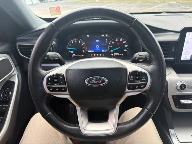 Certified 2023 Ford Explorer XLT w/ Equipment Group 202A AWD/4WD image 11